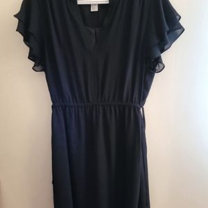 H&M Ruffle short sleeve black dress